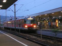 420-as motorvonat Bad Canstatt állomáson., Bad Canstatt, Stuttgart (forrás: Németh Attila)