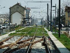 Villeurbanne állomás - érződik az egykori vasútállomás hangulata (forrás: VEKE)