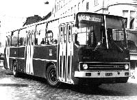 Nullszériás Ikarus 260-as autóbusz a 20-as viszonylat Keleti pályaudvar végállomása közelében., Verseny utca, Budapest (forrás: Németh Zoltán Ádám gyűjteménye)