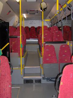 Az új Solaris Urbino12 belső tere, BusWorld 2005, Kortrijk (forrás: Friedl Ferenc)